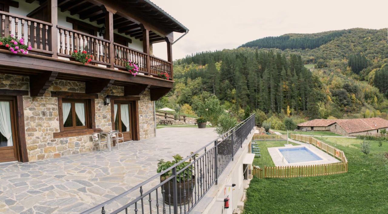 Appartement La Dobra De Liebana à Cambarco Extérieur photo